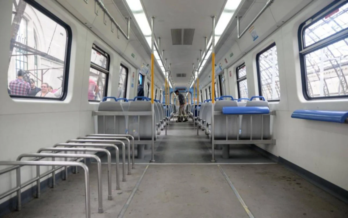 Vecinos de La Plata celebran la reanudación del servicio de trenes esta semana