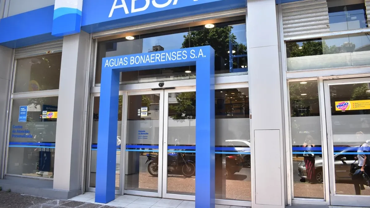 Vecinos de Punta Lara enfrentan 30 horas sin agua debido a un corte programado por ABSA