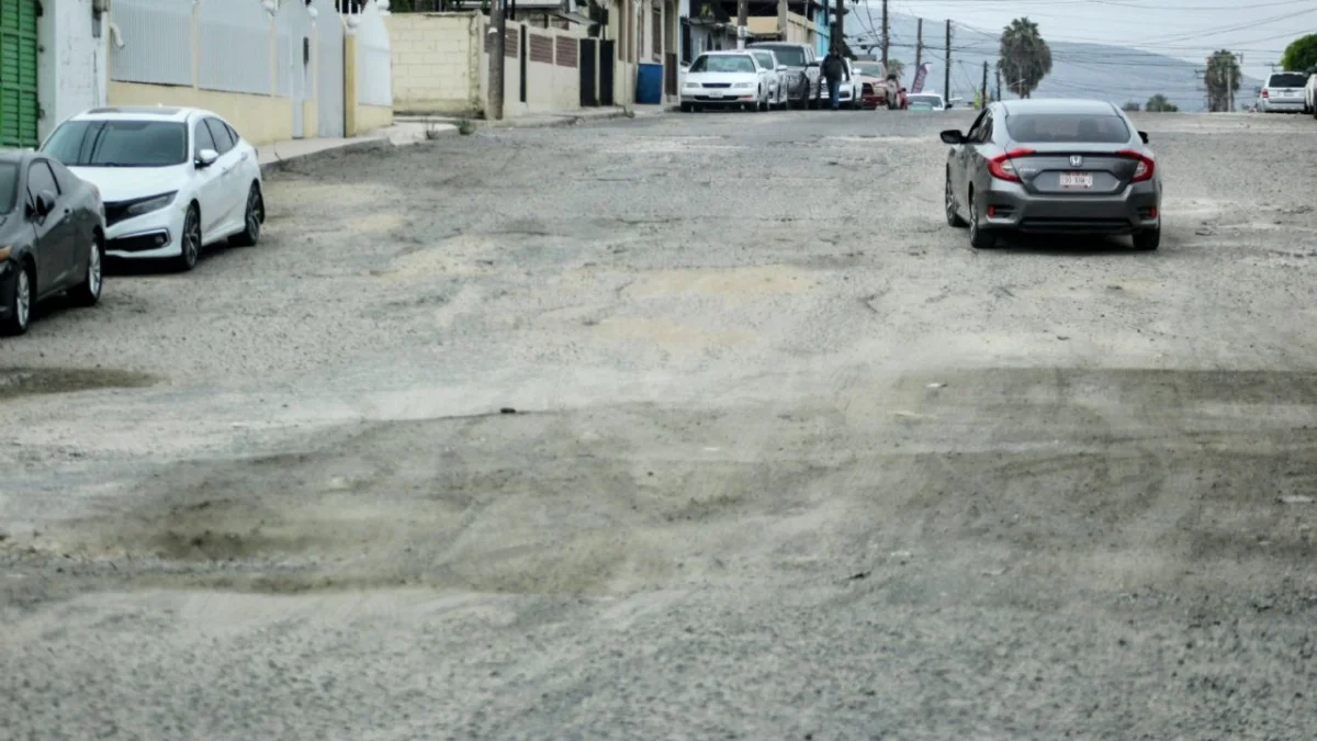 Vecinos del Reforma celebran avances en la rehabilitación de sus calles