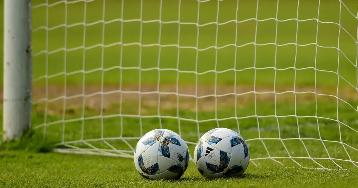 Violencia en el deporte: un padre agredido durante un partido infantil en Berisso