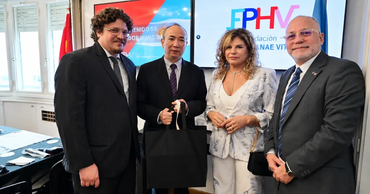 Viviana Yacoub promueve oportunidades comerciales para Ensenada en cumbre con China